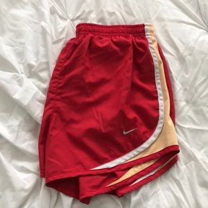Nike tempo track shorts